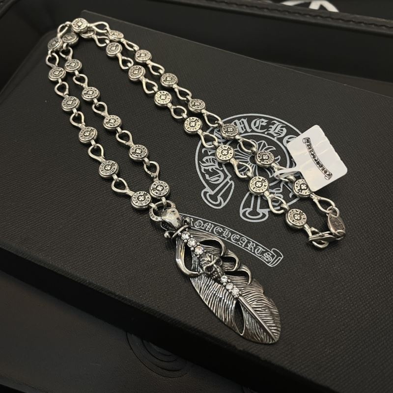 Ch*0me He**ts necklaces